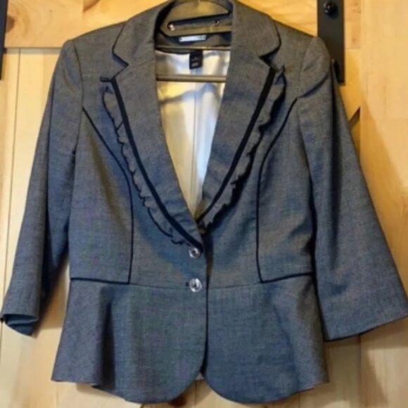 WHBM - Blazer - Picture 1 of 6
